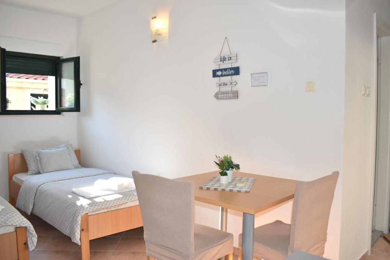 Twin Love Apartment سبليت المظهر الخارجي الصورة