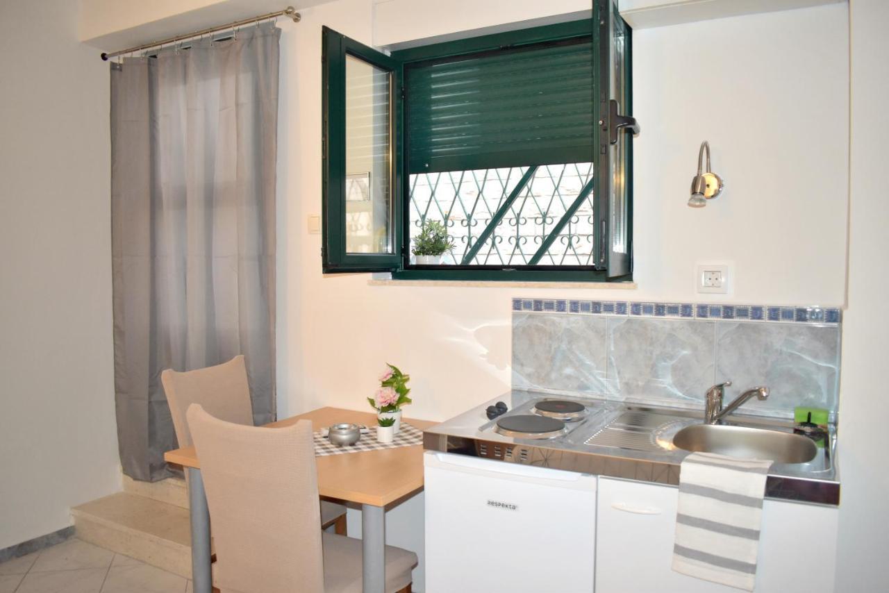 Twin Love Apartment سبليت المظهر الخارجي الصورة
